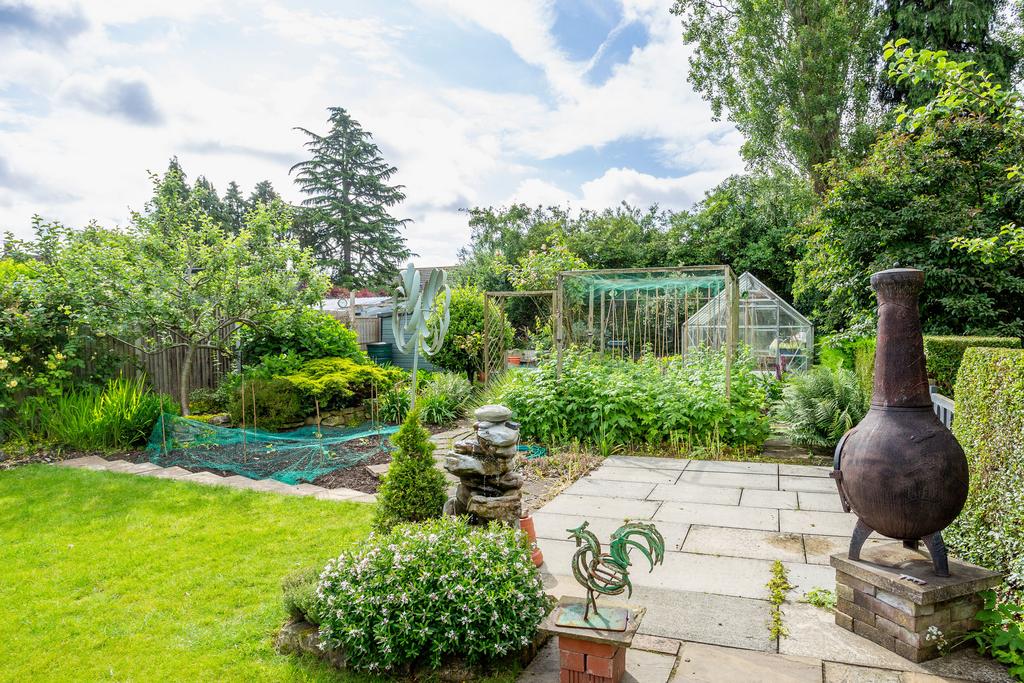 Garden b