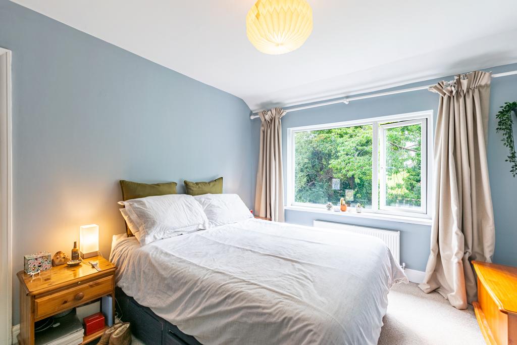 Bedroom2a