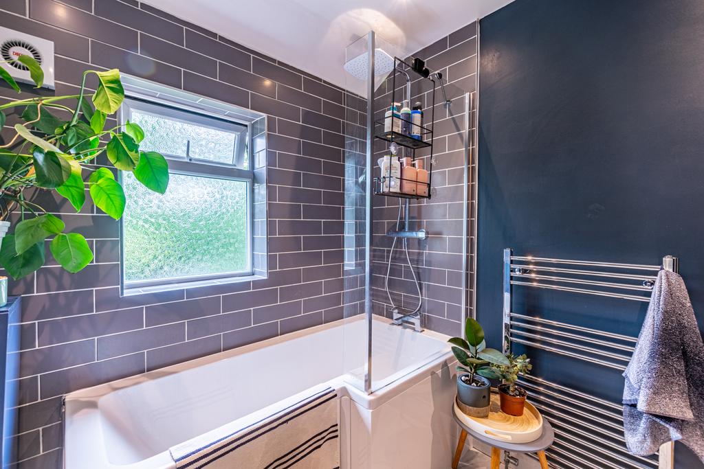 Bathroom2