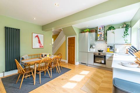 31 Stanmore Crescent, Leeds, LS4 2RY