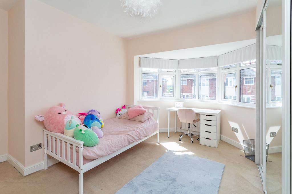Bedroom 1b