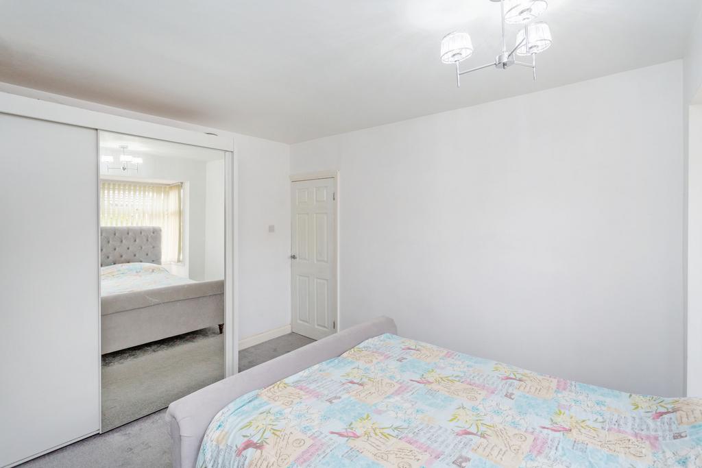 Bedroom 1b