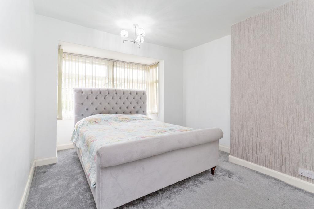 Bedroom 1a