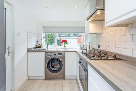 98 Manor Drive, Doncaster, DN2 6BT