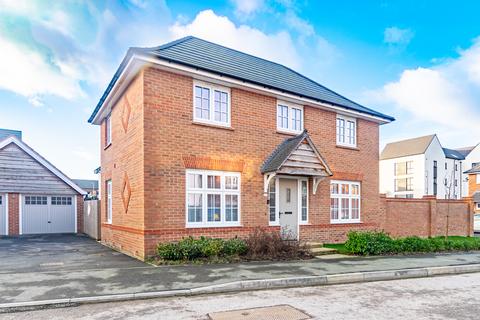 3 bedroom detached house for sale, Leeds LS15