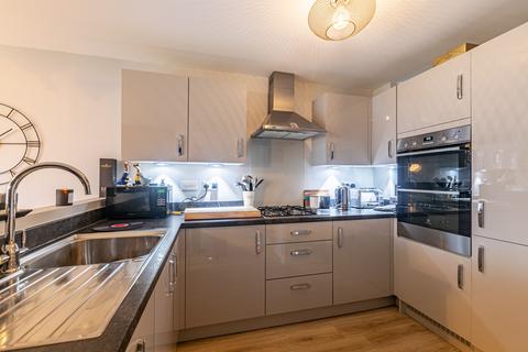 6 Deighton Drive, Wetherby, LS22 7AE