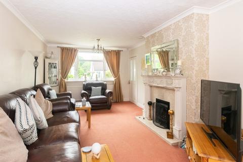 3 bedroom detached house for sale, Leeds LS16