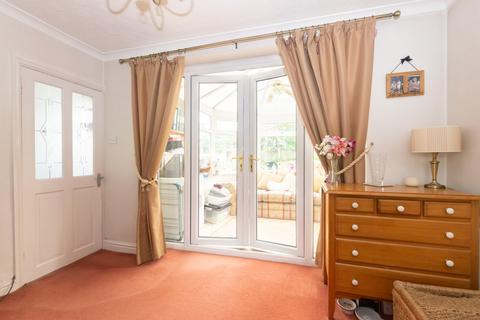 3 bedroom detached house for sale, Leeds LS16