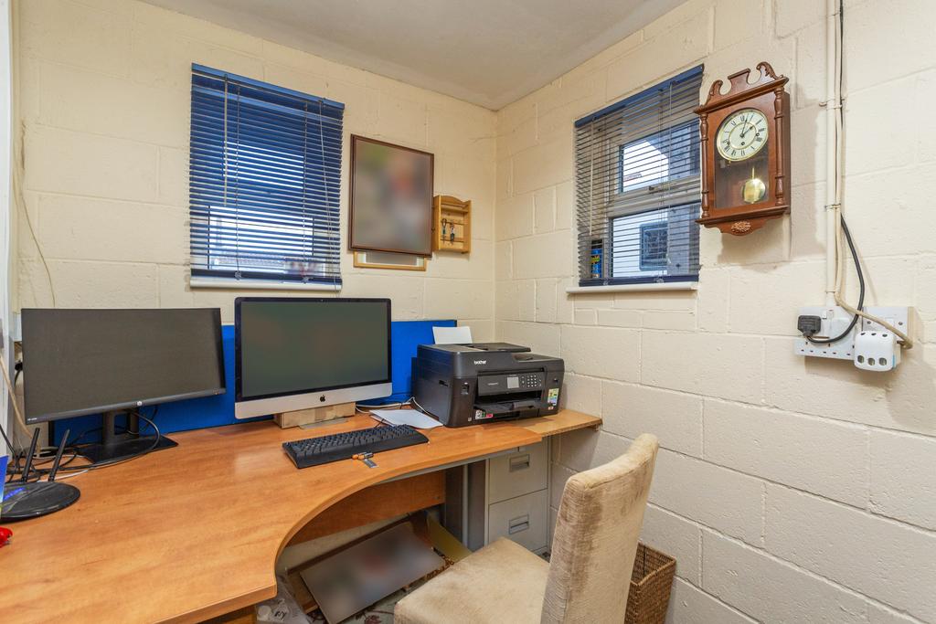 Workshop Office