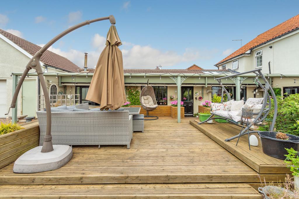Decking 4