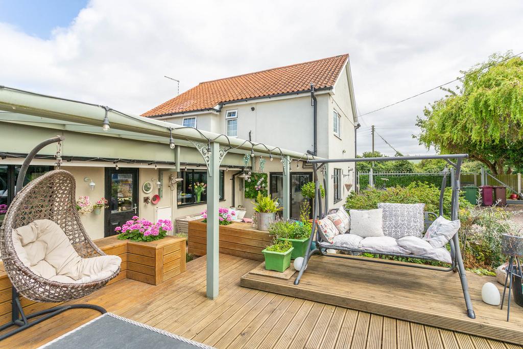 Decking 3