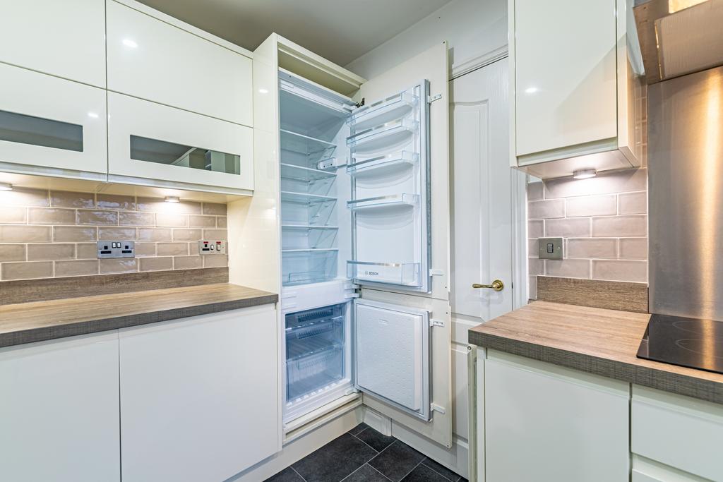 Kitchen 4