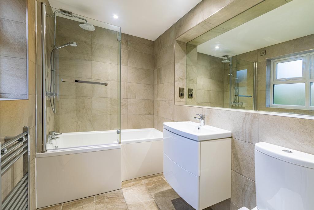 Bedroom 1 Ensuite