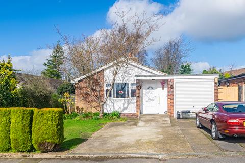 3 bedroom detached house for sale, Leeds LS17