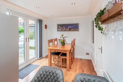 36 Chapel Walk, Riccall, York, YO19 6NU