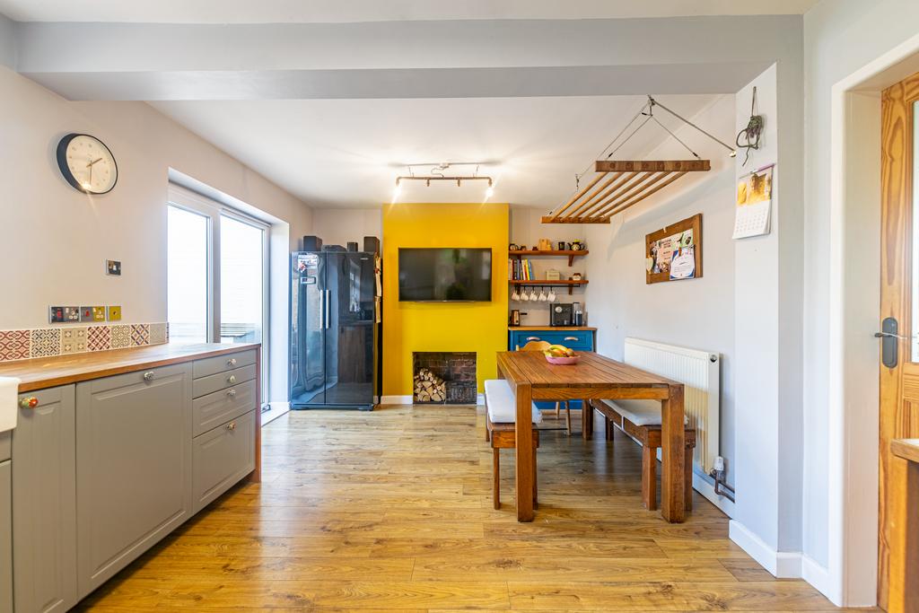Kitchen Dining Room 2