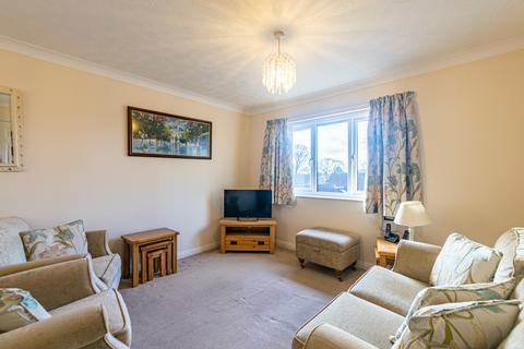 2 bedroom apartment for sale, Leeds LS17