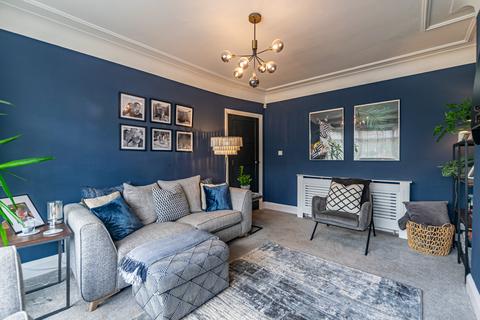 12 Bentcliffe Drive, Leeds, LS17 6QX