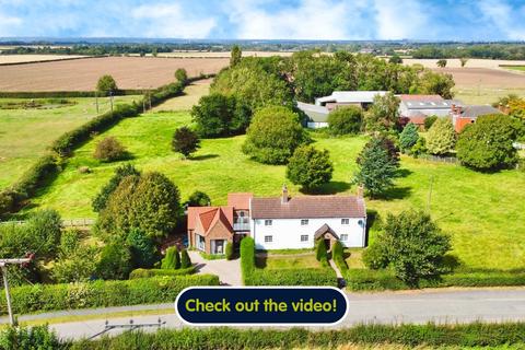 4 bedroom detached house for sale, Station Road, Thornton Curtis, Ulceby, Lincolnshire, DN39 6XF