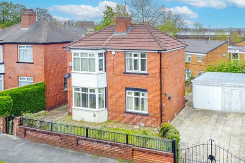 3 bedroom detached house for sale, Leeds LS9