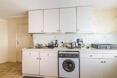 54 Oatlands Drive, Otley, LS21 2AY