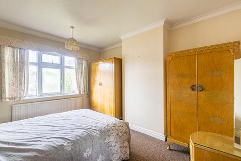 54 Oatlands Drive, Otley, LS21 2AY