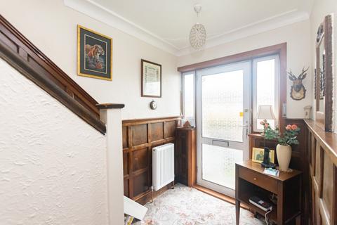 14 Bowood Crescent, Leeds, LS7 2PY