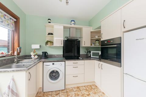 14 Bowood Crescent, Leeds, LS7 2PY