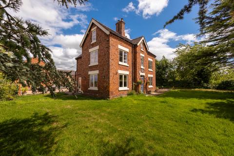 5 bedroom farm house to rent, The FarmhouseFields Farm, Warmingham Road