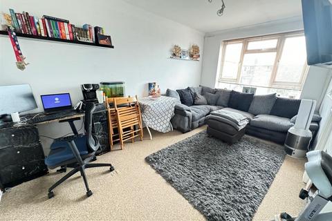 2 bedroom flat for sale, Down Hall Road, Rayleigh