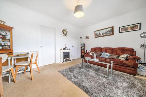 1 bedroom flat for sale, Newbury,  Berkshire,  RG14