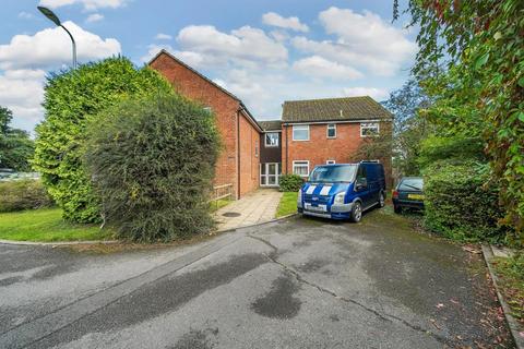 1 bedroom flat for sale, Newbury,  Berkshire,  RG14