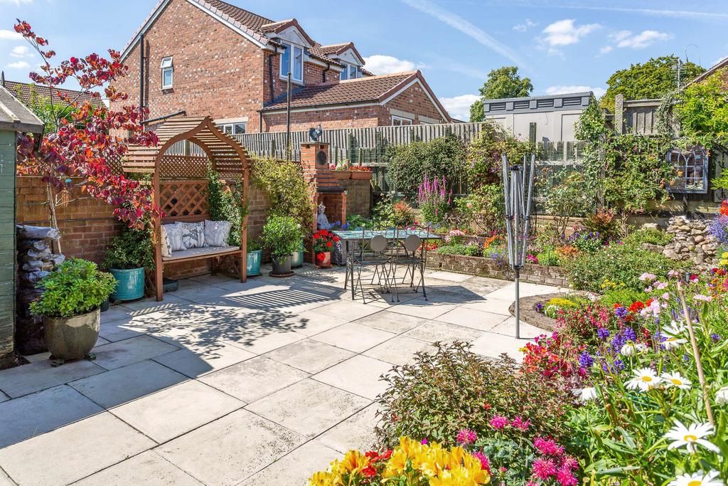 Garden b