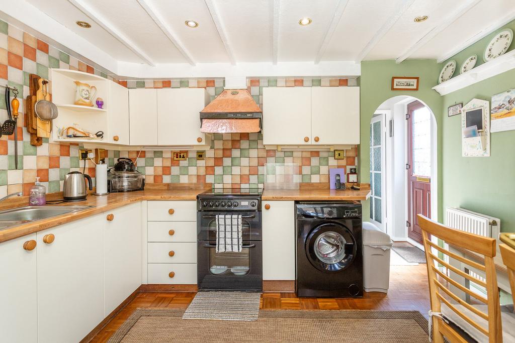 Kitchen/diner b