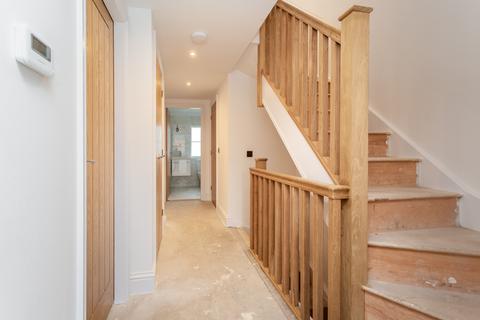 9 Preston Hill, Leavening, Malton, YO17 9SB
