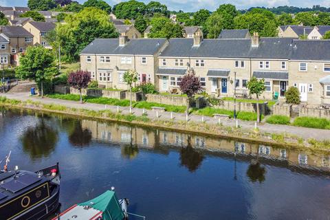 3 bedroom terraced house for sale, Apperley Bridge BD10