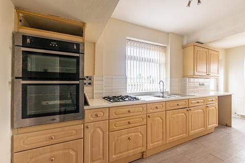 117 Knightsway, Leeds, LS15 7BL