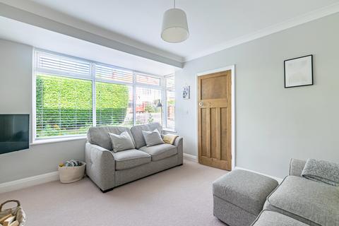 3 bedroom semi-detached house for sale, Leeds, Leeds LS17