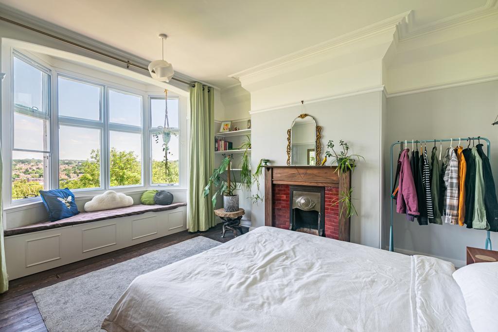Bedroom1b