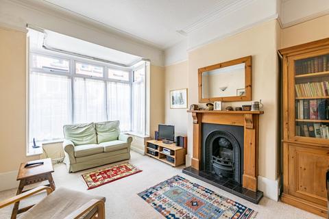 12 Wilton Grove, Leeds, LS6 4ES