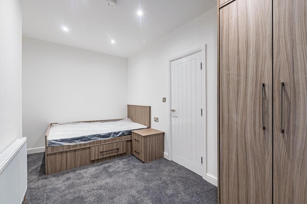 Bedroom4