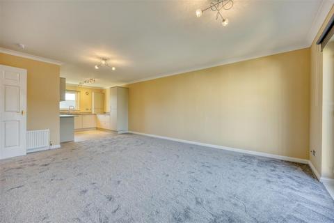 2 bedroom flat for sale, Cadder Court, Gartcosh, Glasgow