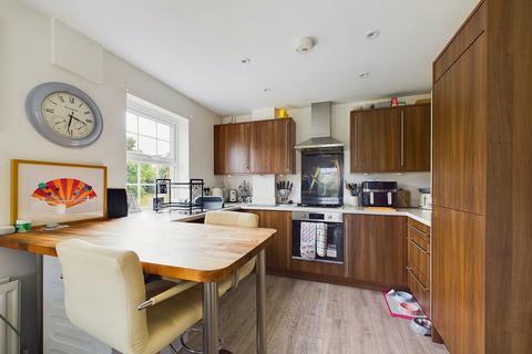 54 The Warren, Tuffley, Gloucester, GL4 0TT