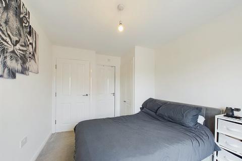 54 The Warren, Tuffley, Gloucester, GL4 0TT