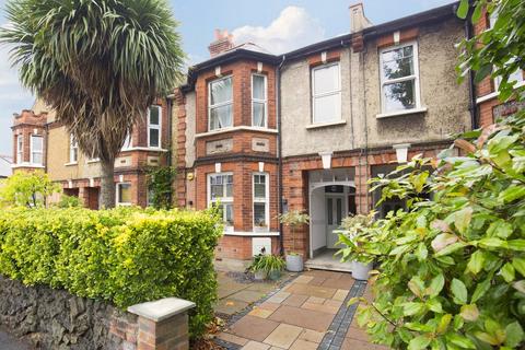 3 bedroom maisonette for sale, Villiers Road, Kingston Upon Thames KT1