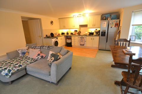 2 bedroom ground floor flat for sale, Melcombe Avenue, Weymouth