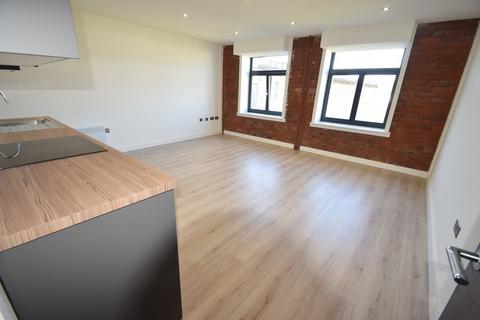 2 bedroom apartment to rent, Conditioning House, Bradford BD1