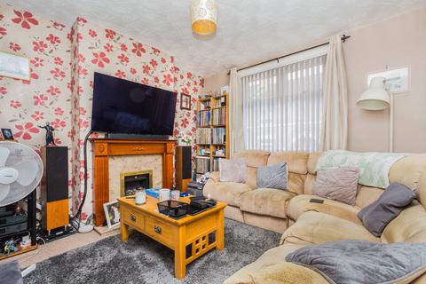 2 bedroom terraced house for sale, Eastfield Road, Irthlingborough NN9