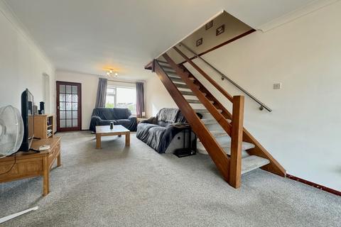 3 bedroom semi-detached house for sale, Crown Way, Southminster