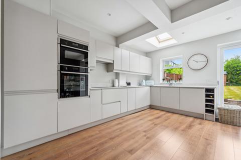 54 Milton Road, Wallington, SM6 9RW